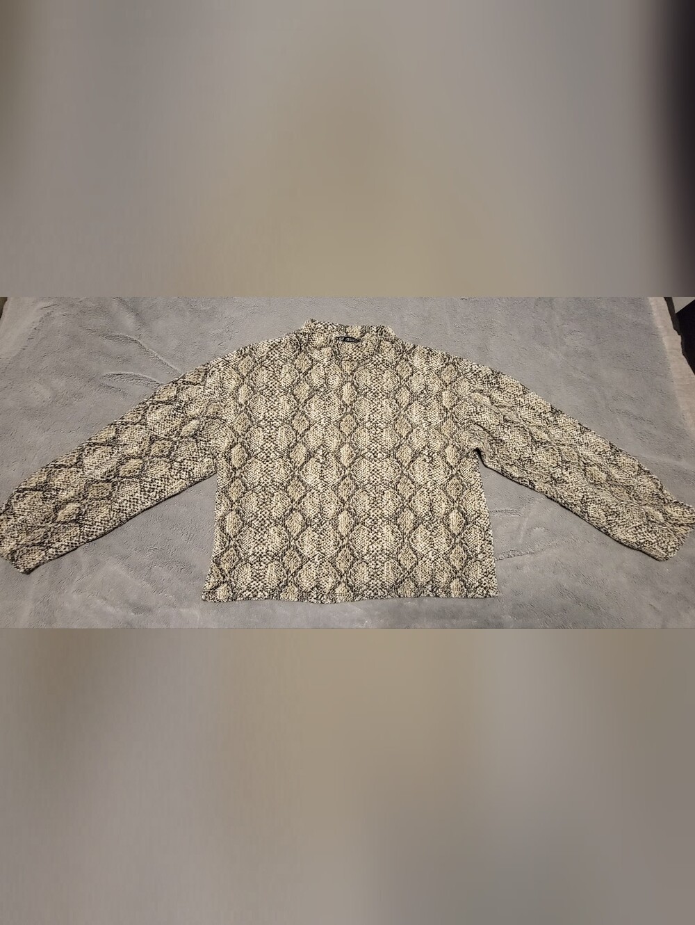 Snakeskin Print Size Small